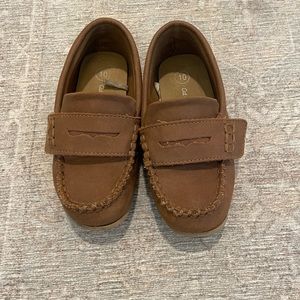 Cat & Jack boys loafers 10